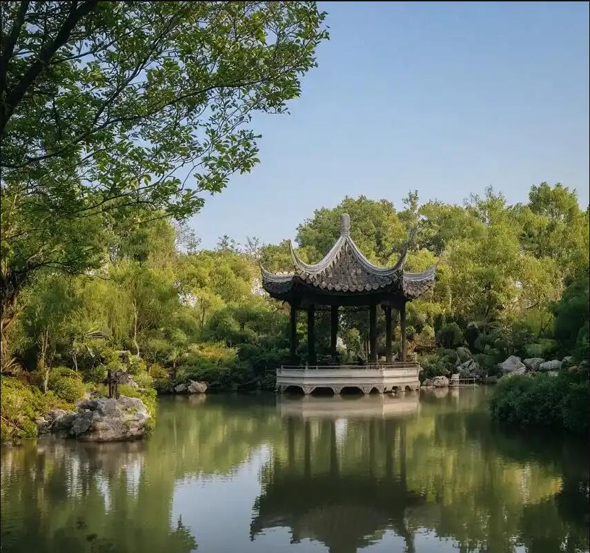 江西书雪餐饮有限公司